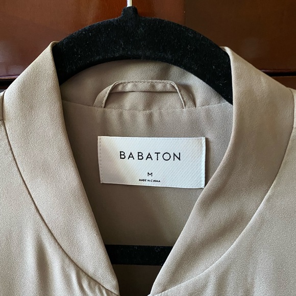 Aritzia zip front bomber jacket - Picture 9 of 9